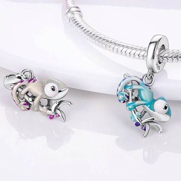 CHAMELEON COLOR CHANGING CHARM - Picture 3 of 4